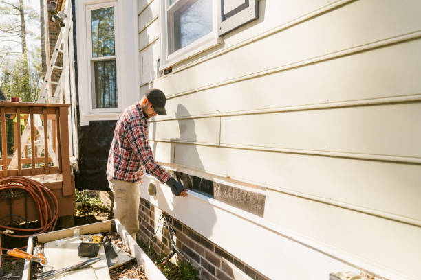 Top rated local Storm Damage Siding Repair specialists in Strongstown, PA
